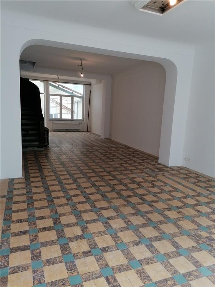 Commerce à louer à Uccle 1180 3800.00€  chambres 285.00m² - annonce 300879