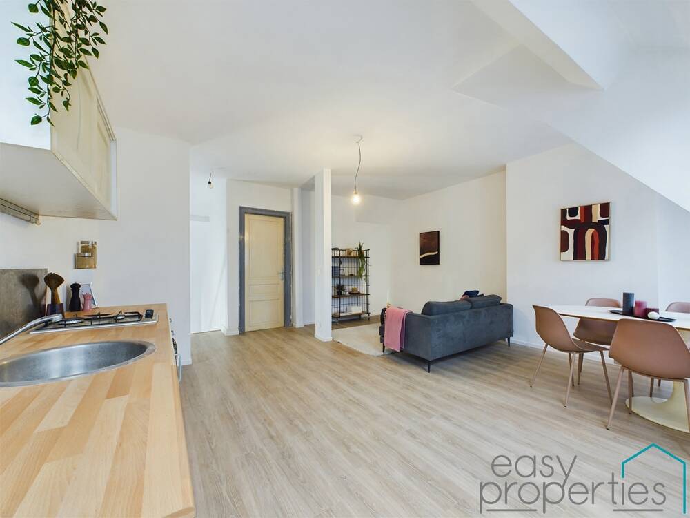 Appartement à vendre à Saint-Josse-ten-Noode 1210 230000.00€ 1 chambres 75.00m² - annonce 300274