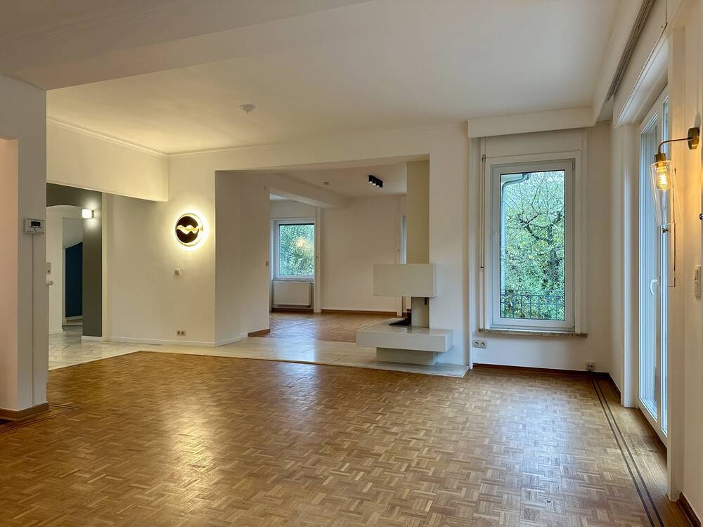 Villa te  koop in Ukkel 1180 1175000.00€ 4 slaapkamers 282.00m² - Zoekertje 300144