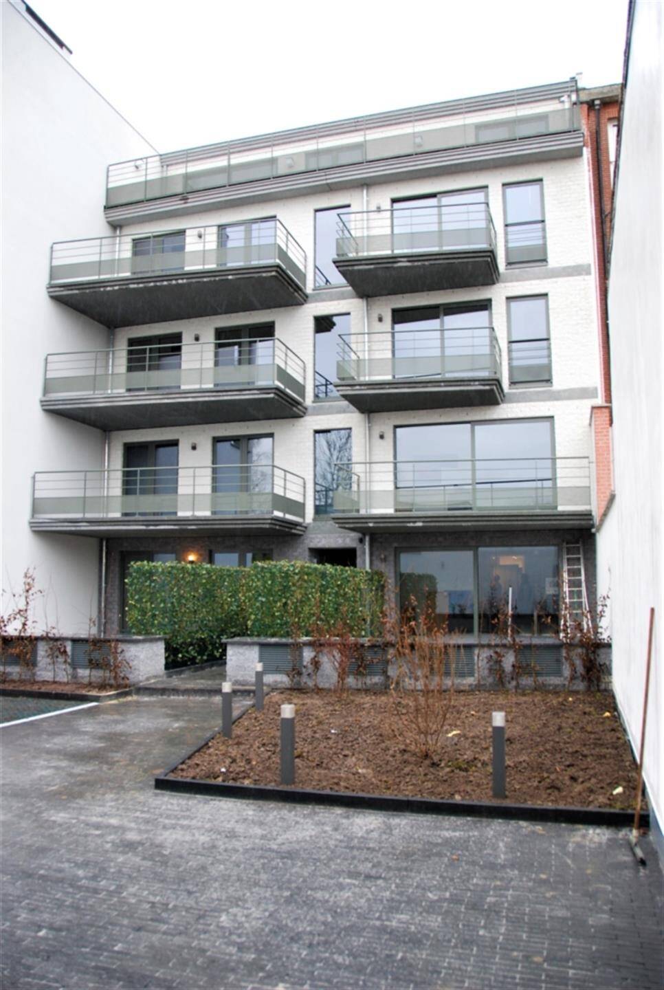 Appartement à  à Woluwe-Saint-Pierre 1150 2200.00€ 2 chambres 97.00m² - annonce 300170