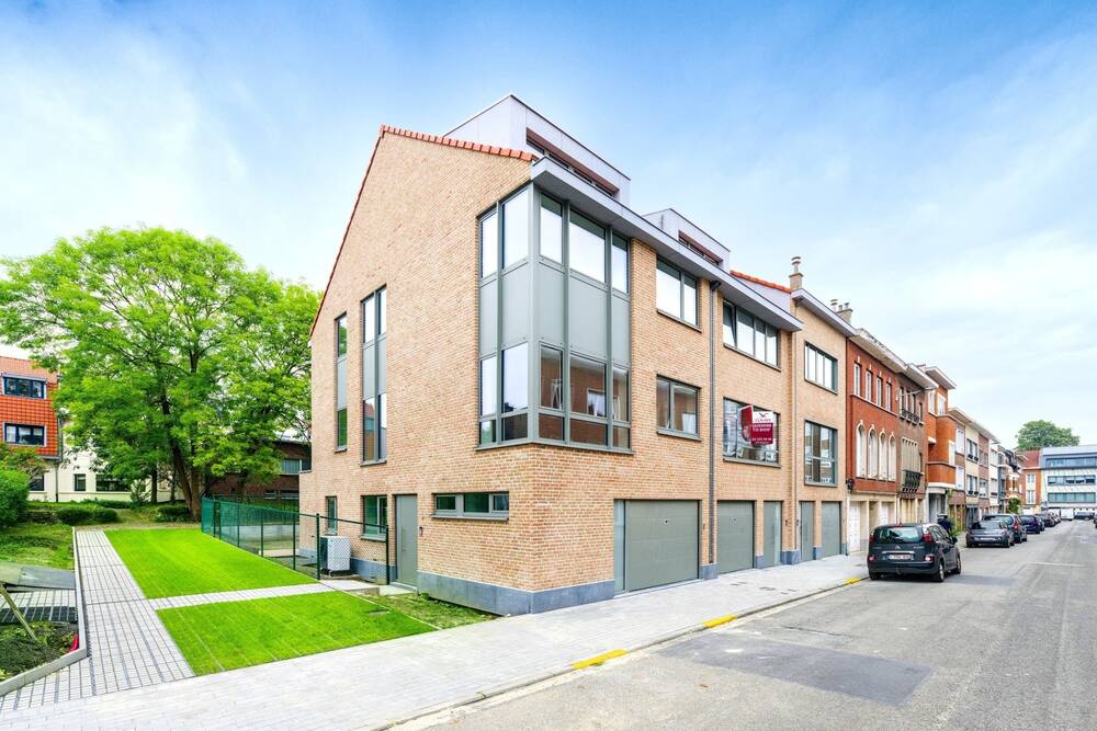 Huis te  koop in Sint-Lambrechts-Woluwe 1200 995000.00€ 5 slaapkamers 298.00m² - Zoekertje 301284