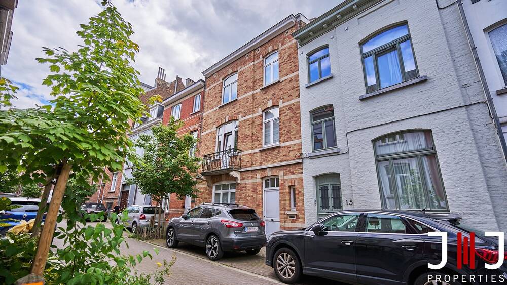 Huis te  koop in Oudergem 1160 850000.00€ 5 slaapkamers 252.00m² - Zoekertje 301476