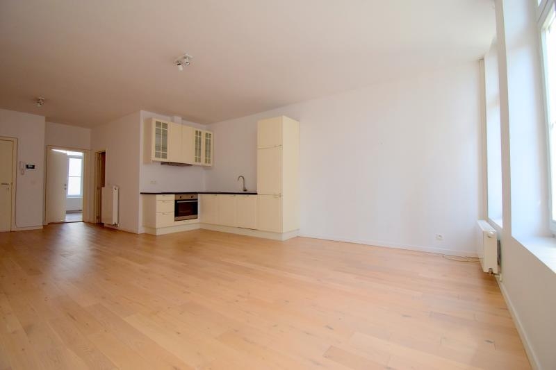 Appartement te  in Brussel 1000 275000.00€ 1 slaapkamers 60.00m² - Zoekertje 304347