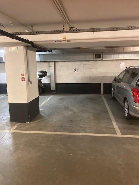 Parking / garage à louer à Saint-Gilles 1060 125.00€  chambres m² - annonce 305348