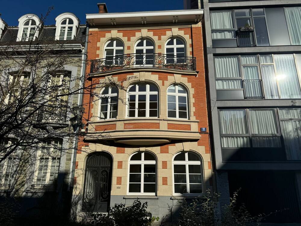 Huis te  huur in Schaarbeek 1030 4450.00€ 6 slaapkamers 391.00m² - Zoekertje 305550