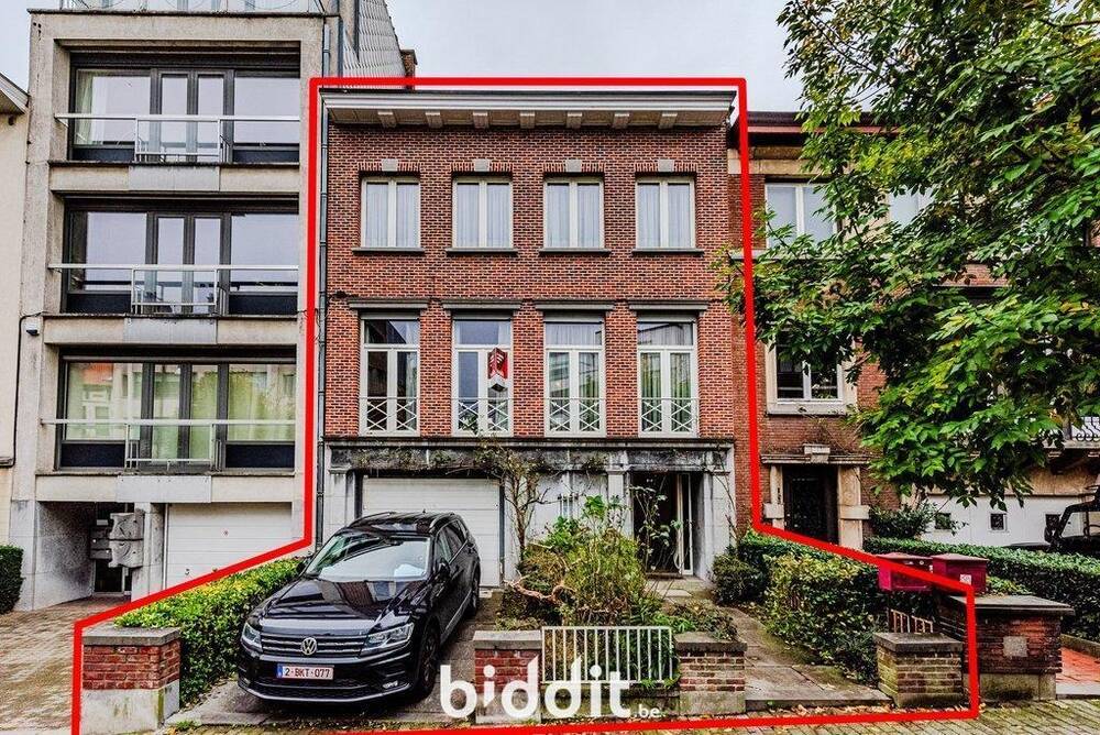 Huis te  koop in Ukkel 1180 680000.00€ 3 slaapkamers m² - Zoekertje 305466