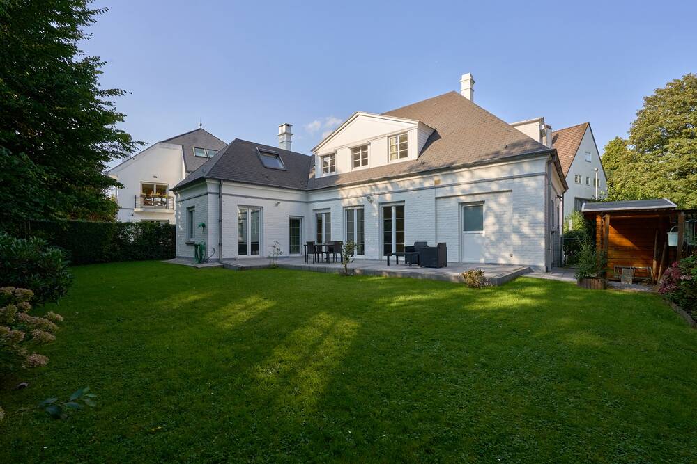 Villa te  koop in Sint-Pieters-Woluwe 1150 950000.00€ 4 slaapkamers 250.00m² - Zoekertje 307880