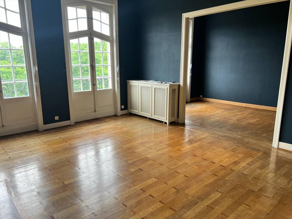 Appartement à louer à Etterbeek 1040 2500.00€ 3 chambres m² - annonce 307749