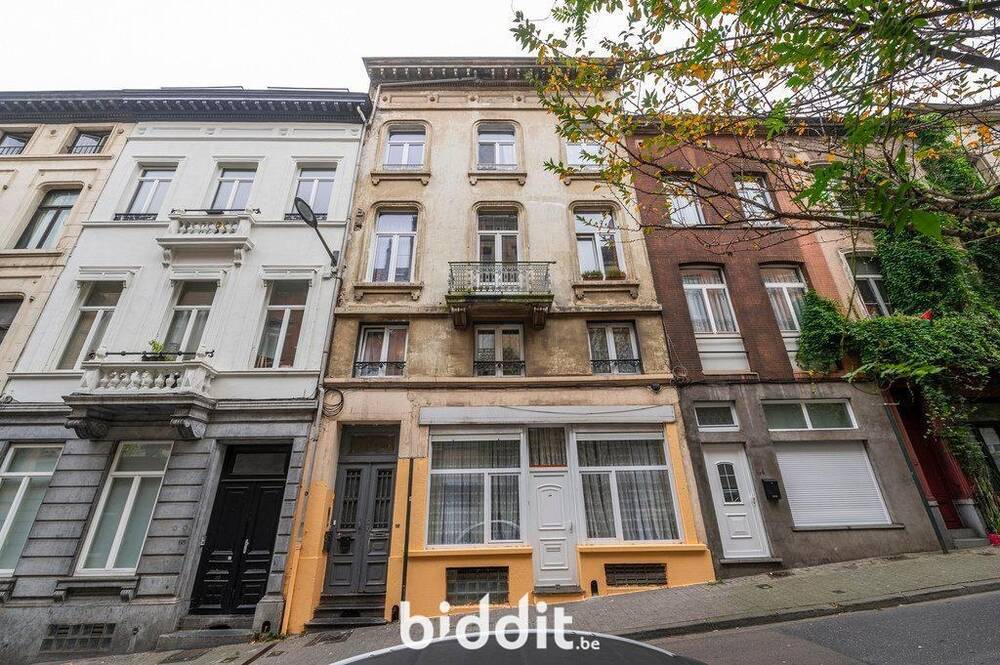 Appartement à vendre à Saint-Josse-ten-Noode 1210 130000.00€ 2 chambres m² - annonce 309534