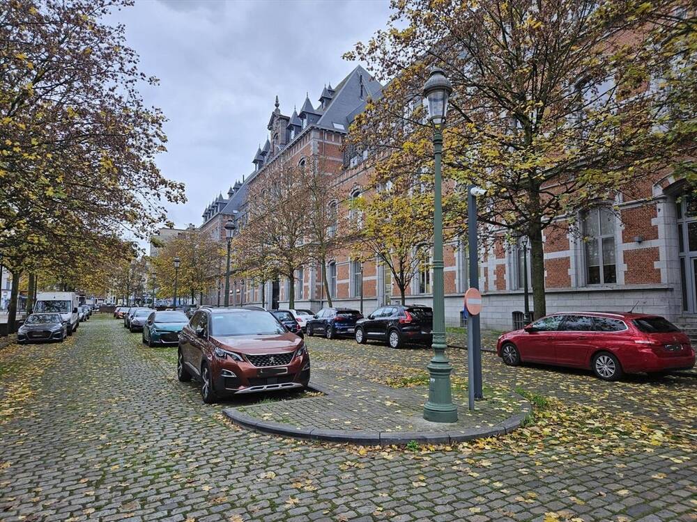 Parking & garage te  huur in Schaarbeek 1030 100.00€  slaapkamers m² - Zoekertje 309654