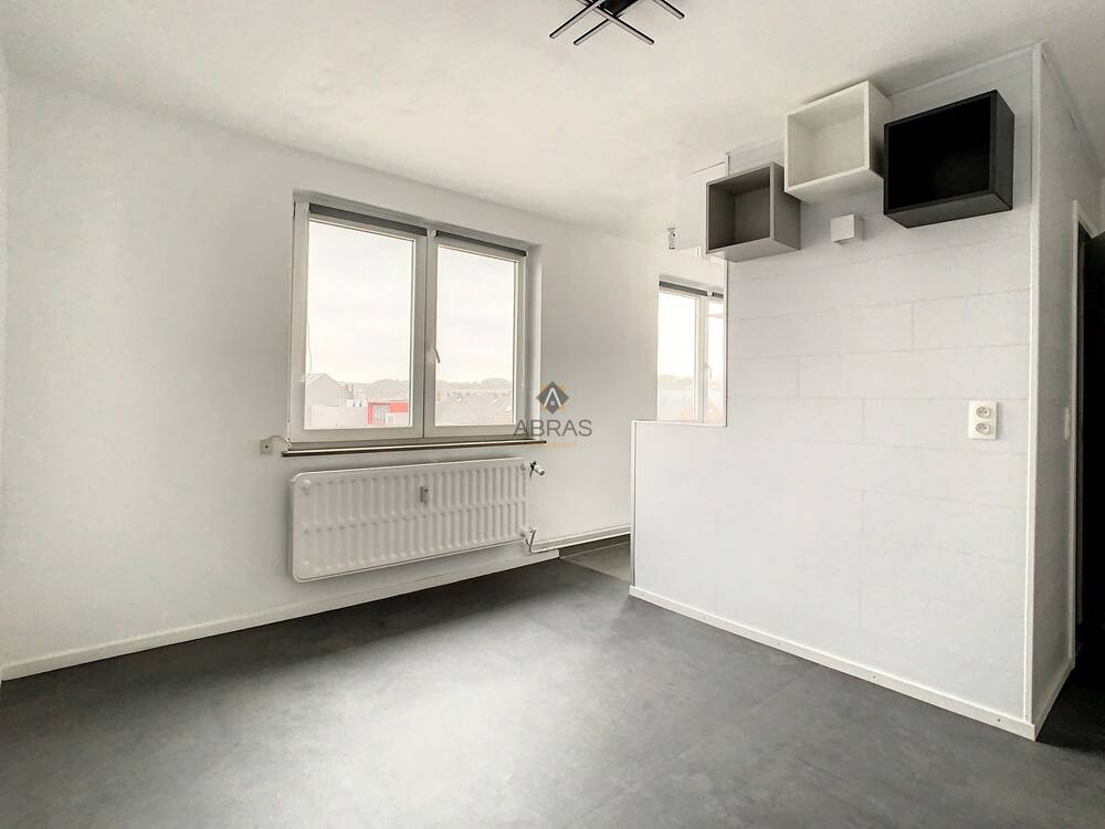 Studio te  huur in Dave 5100 525.00€  slaapkamers 25.00m² - Zoekertje 312324