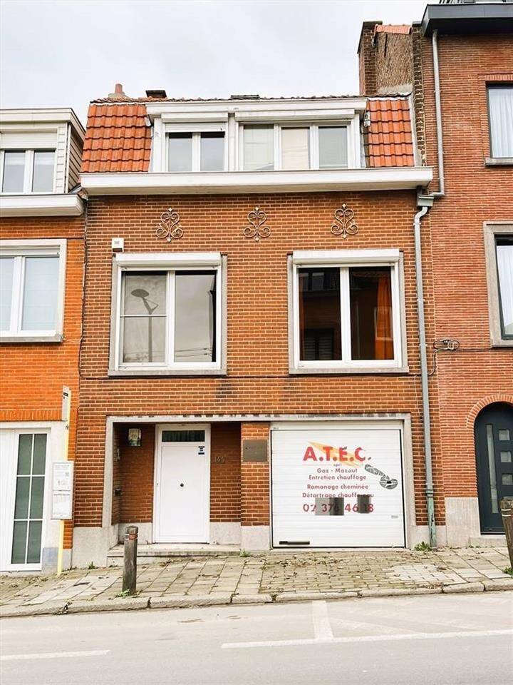 Maison à vendre à Uccle 1180 425000.00€ 4 chambres 194.00m² - annonce 311628