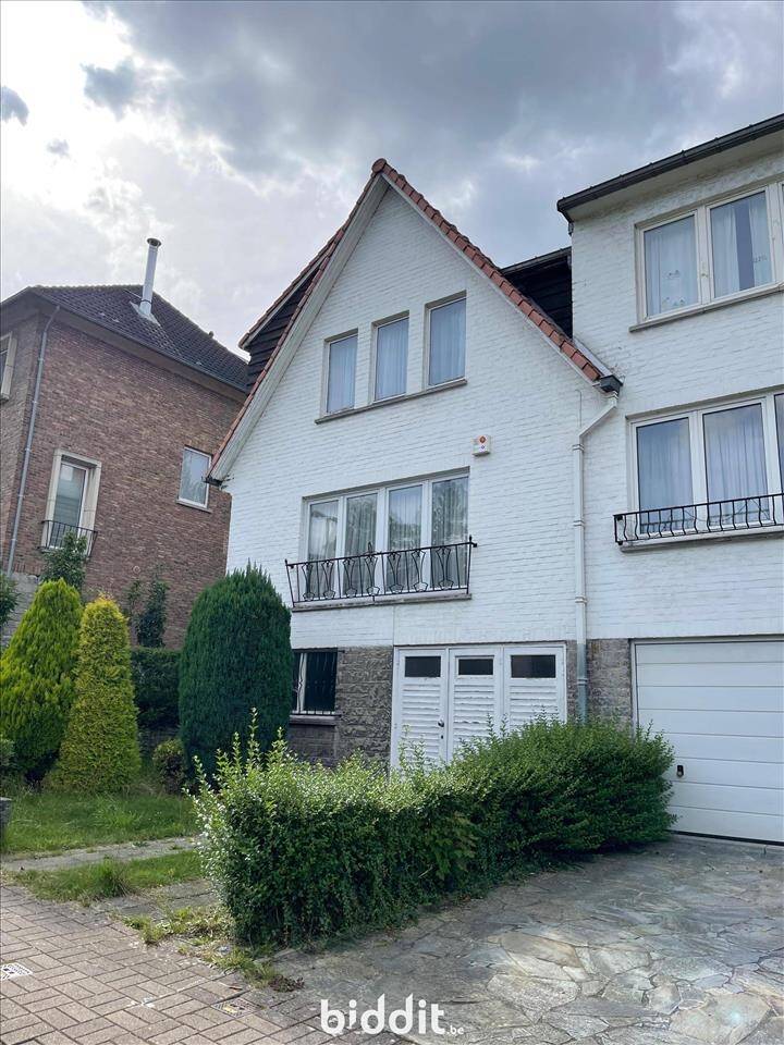 Maison à vendre à Woluwe-Saint-Pierre 1150 430000.00€ 3 chambres m² - annonce 311241