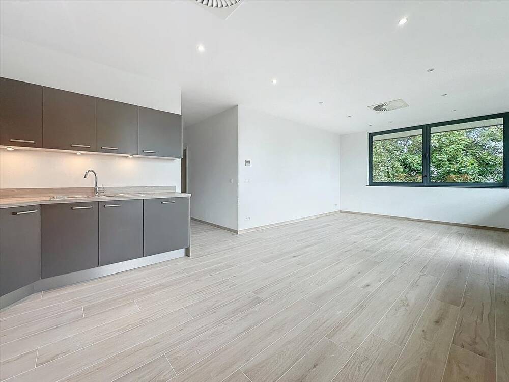 Appartement à  à Waterloo 1410 300000.00€ 1 chambres 92.00m² - annonce 311270