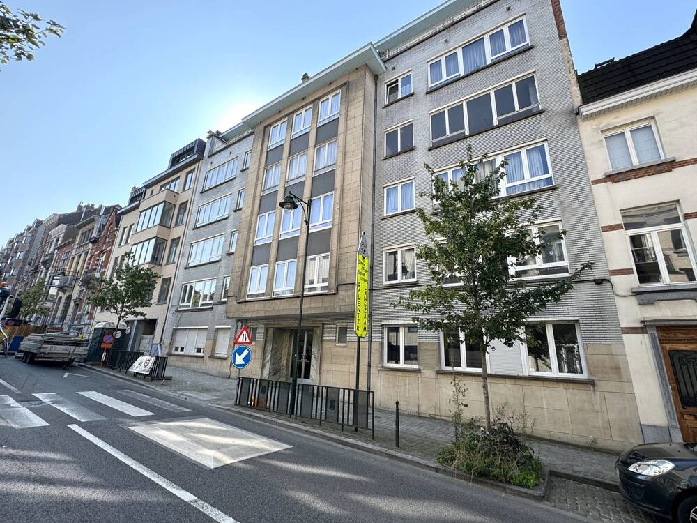 Appartement te  koop in Brussel 1000 295000.00€ 3 slaapkamers 107.00m² - Zoekertje 313284