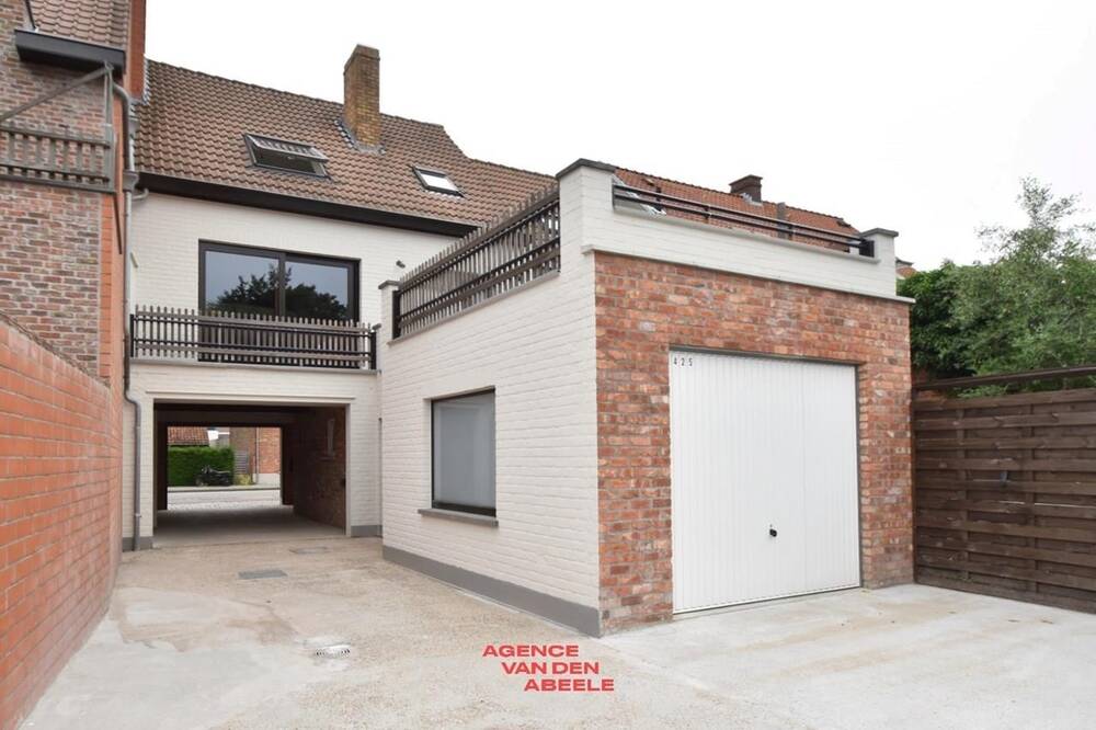 Huis te  huur in Assebroek 8310 890.00€ 3 slaapkamers 143.00m² - Zoekertje 312748