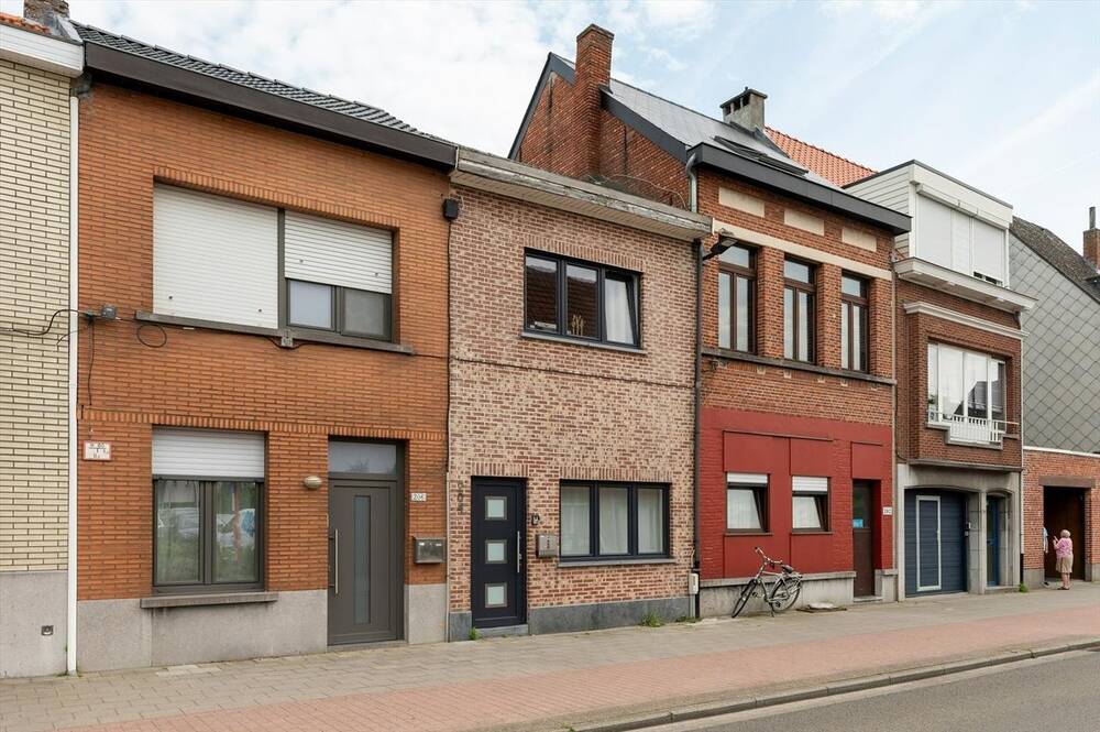 Huis te  koop in Lier 2500 329000.00€ 3 slaapkamers m² - Zoekertje 312612