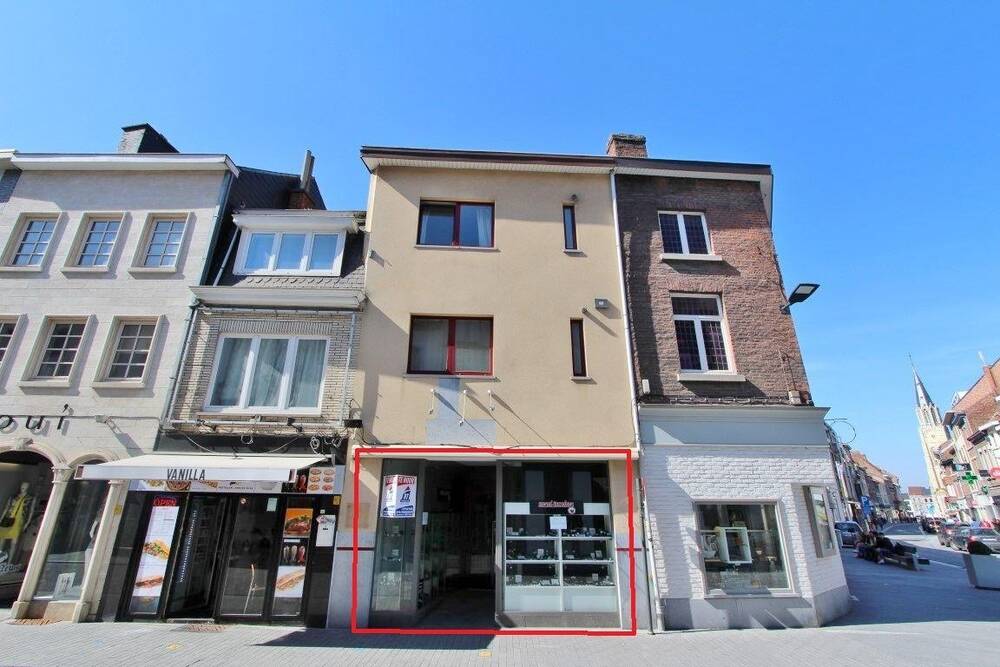 Commerce à louer à Saint-Trond 3800 890.00€  chambres m² - annonce 312670