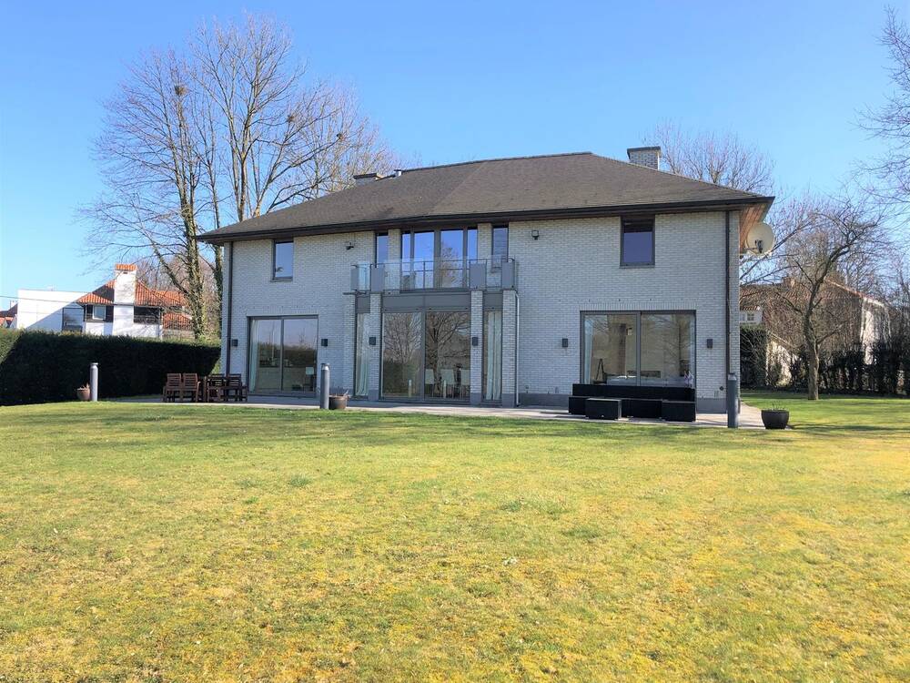 Villa à louer à Tervuren 3080 3700.00€ 4 chambres 270.00m² - annonce 315960