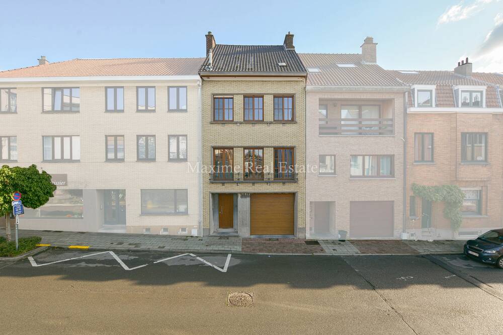 Huis te  in Sint-Pieters-Woluwe 1150 749000.00€ 3 slaapkamers 198.00m² - Zoekertje 316053