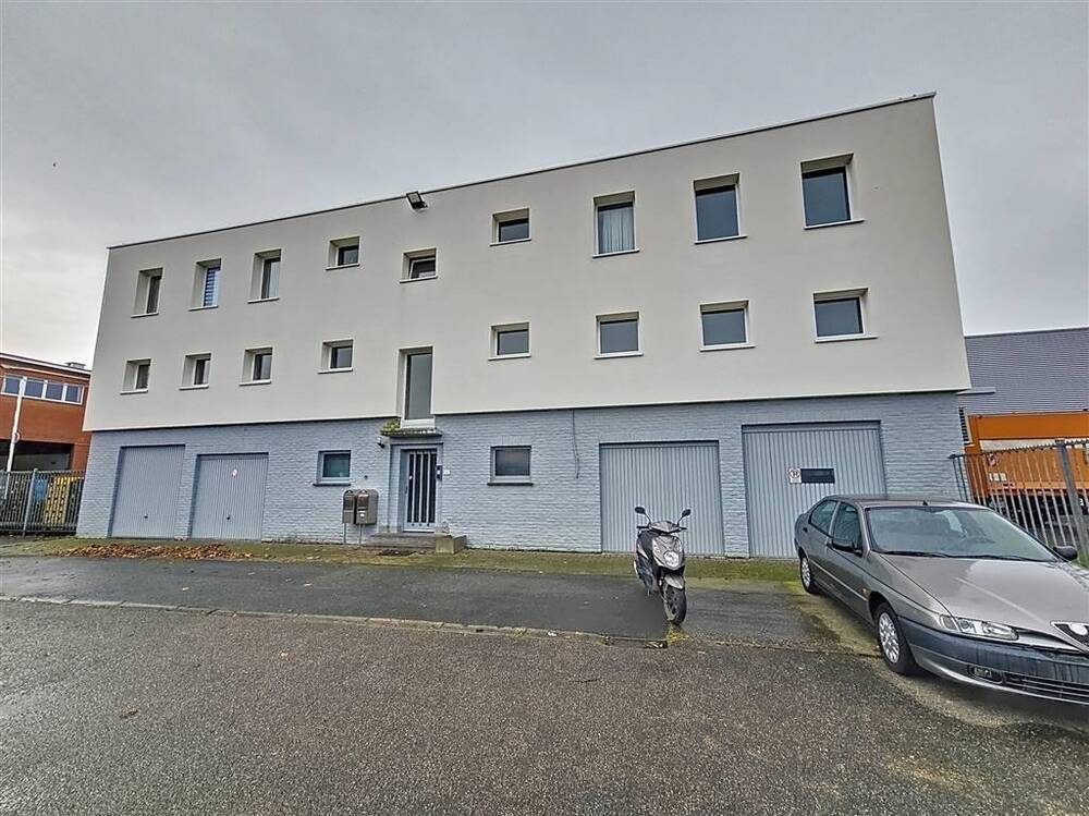 Handelszaak te  in Sint-Stevens-Woluwe 1932 1600.00€  slaapkamers 125.00m² - Zoekertje 320018