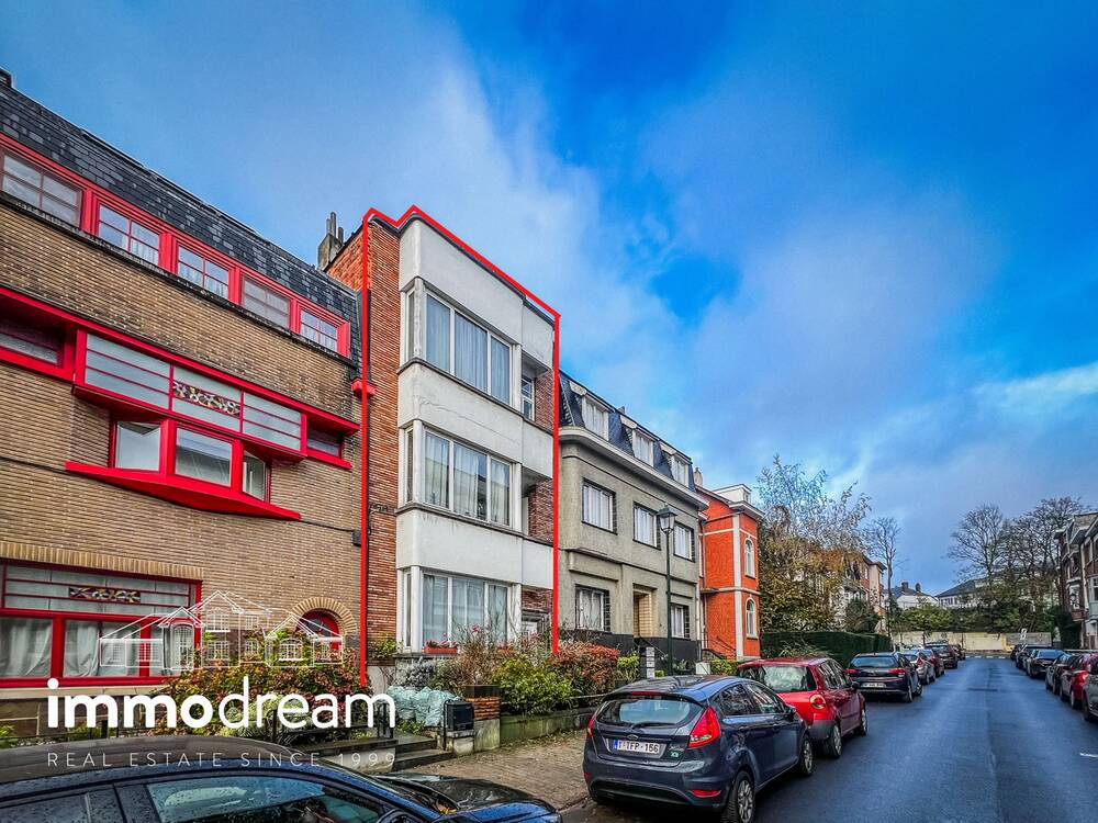 Appartementsgebouw te  in Ukkel 1180 720000.00€ 3 slaapkamers 180.00m² - Zoekertje 323293