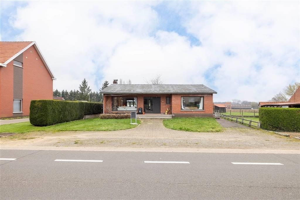 Bungalow à vendre à Diest 3290 328000.00€ 2 chambres 136.00m² - annonce 323260