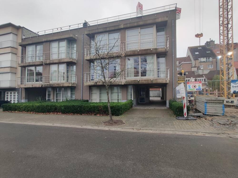 Box à louer à Coxyde 8670 800.00€  chambres m² - annonce 324439