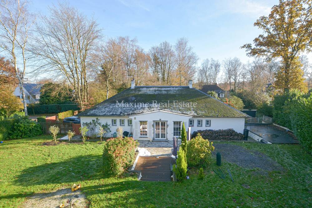 Villa te  in Kraainem 1950 3800.00€ 6 slaapkamers 300.00m² - Zoekertje 325331