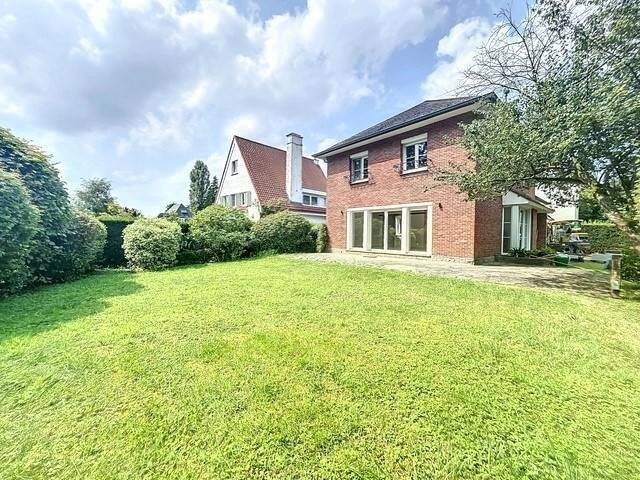 Villa te  huur in Oudergem 1160 2900.00€ 4 slaapkamers 210.00m² - Zoekertje 325544