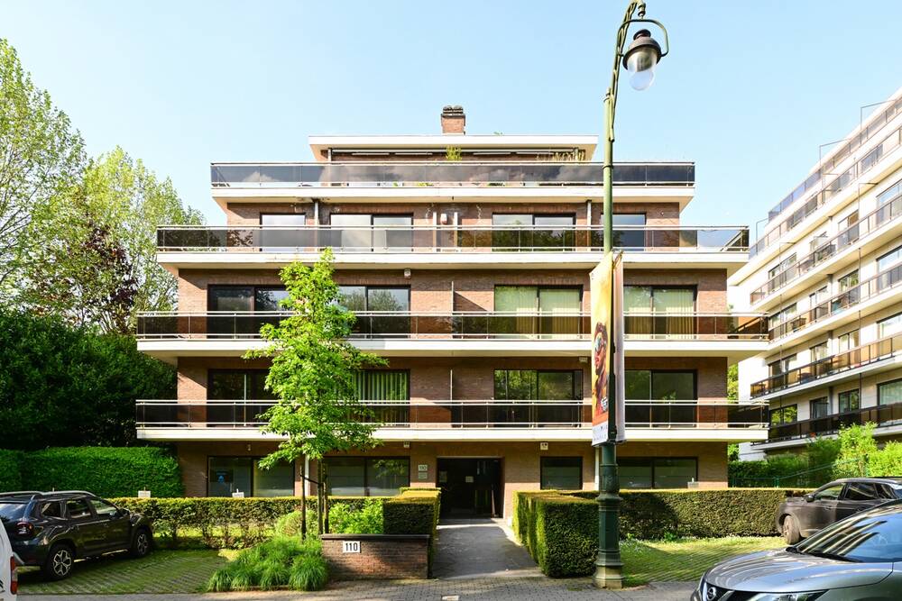 Commerce à vendre à Uccle 1180 450000.00€  chambres 150.00m² - annonce 327005