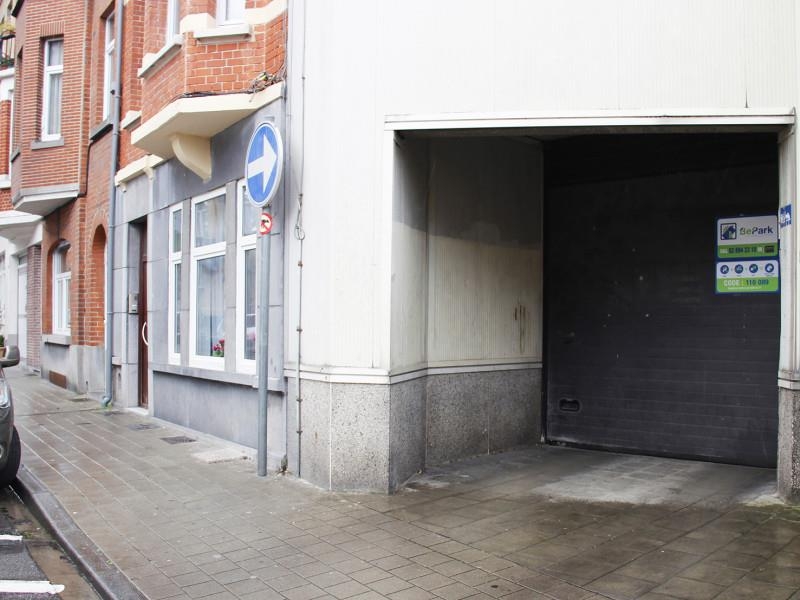 Parking te  huur in Schaarbeek 1030 65.00€  slaapkamers m² - Zoekertje 337342