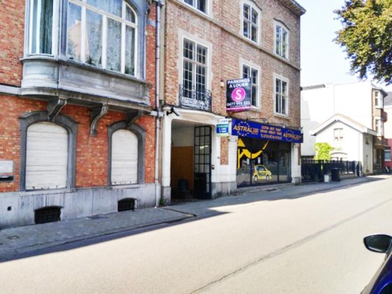 Parking & garage te  huur in Etterbeek 1040 160.00€  slaapkamers m² - Zoekertje 341703