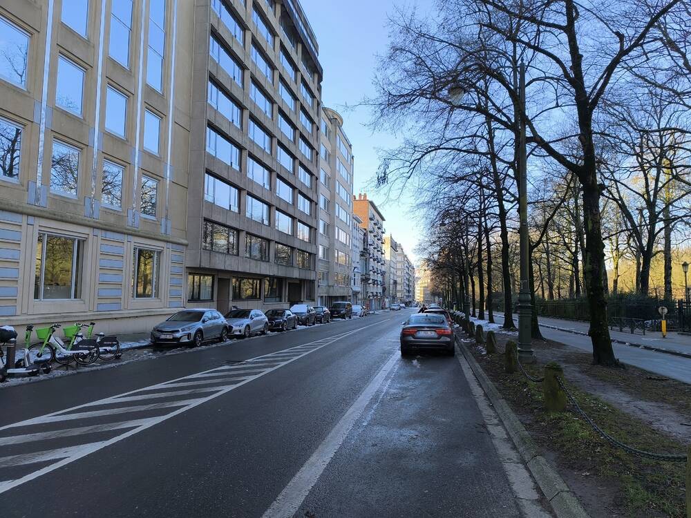 Parking & garage te  huur in Etterbeek 1040 120.00€  slaapkamers m² - Zoekertje 361059