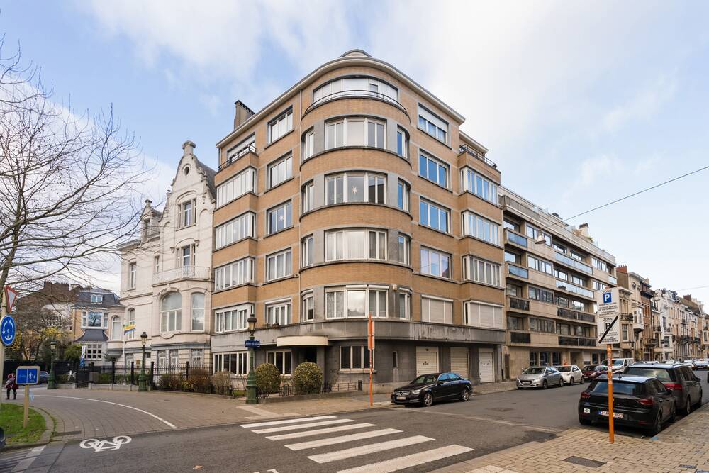 Commerce à vendre à Uccle 1180 350000.00€  chambres 110.00m² - annonce 360879