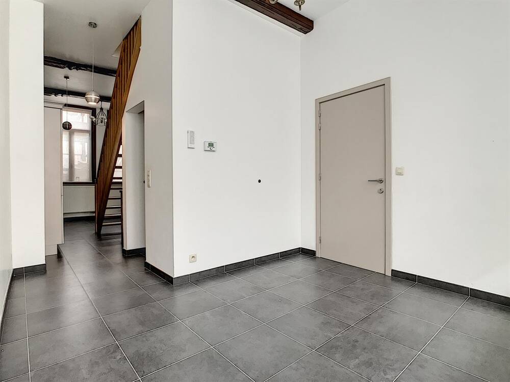 Duplex te  huur in Doornik 7500 775.00€ 2 slaapkamers 82.00m² - Zoekertje 363441