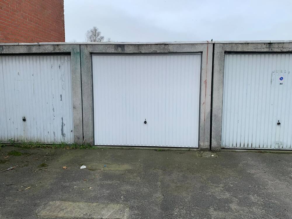 Parking & garage te  koop in Roeselare 8800 24500.00€ 0 slaapkamers m² - Zoekertje 364199