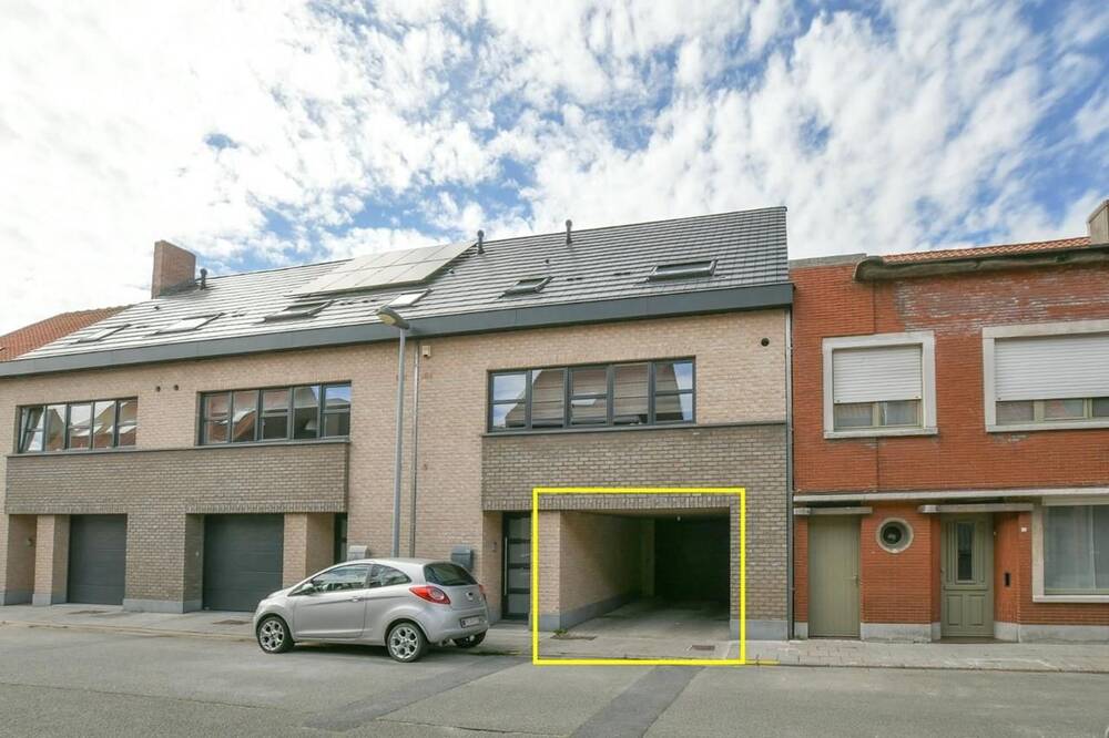 Parking & garage te  koop in Oudenburg 8460 39500.00€  slaapkamers m² - Zoekertje 364506