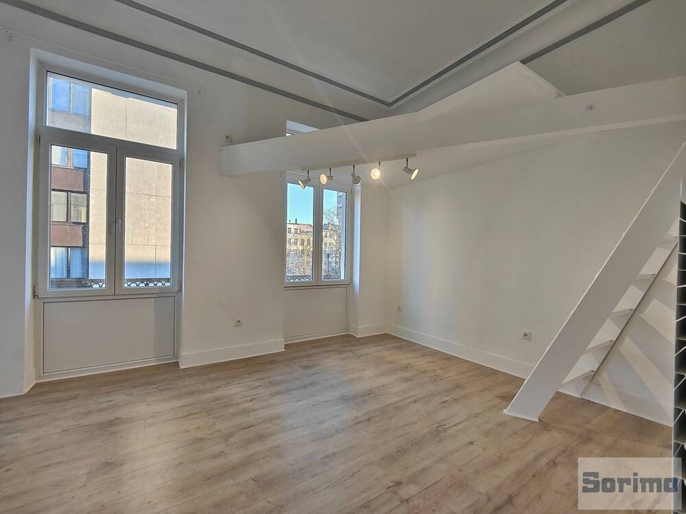 Studio à louer à Ixelles 1050 850.00€ 0 chambres 30.00m² - annonce 366616