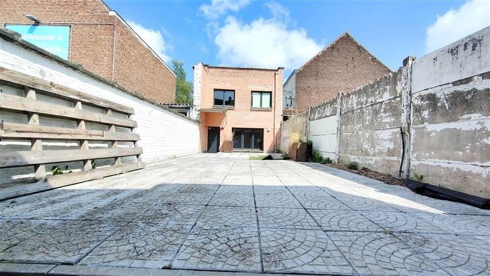 Immeuble de rapport - Immeuble à appartement à vendre à Tournai 7500 165000.00€ 3 chambres m² - annonce 365915