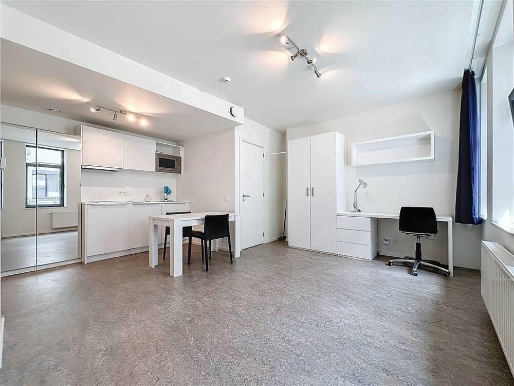 Studio à vendre à Bruxelles 1000 239000.00€ 1 chambres 30.00m² - annonce 370566